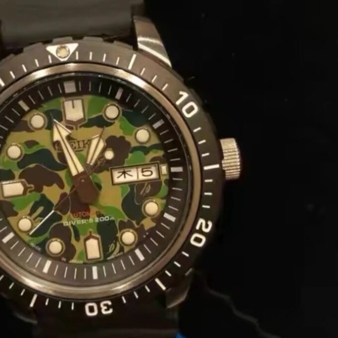 Reloj de buceo mecánico BAPE X Seiko Crossover