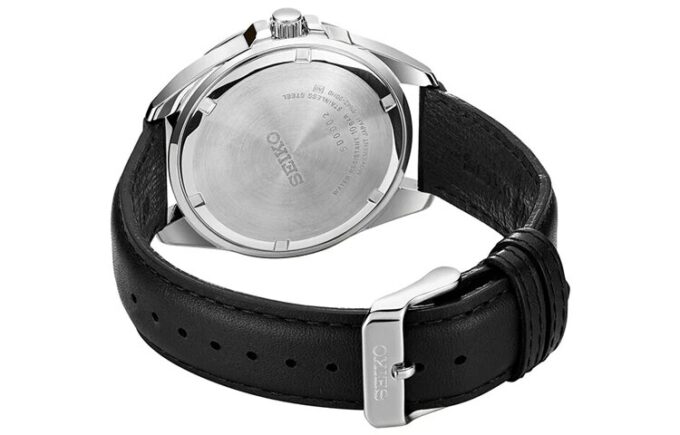 Reloj de estilo business casual con esfera blanca