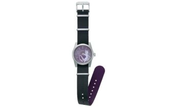 Reloj limitado de colaboración Pokémon Pikachu Negro Púrpura