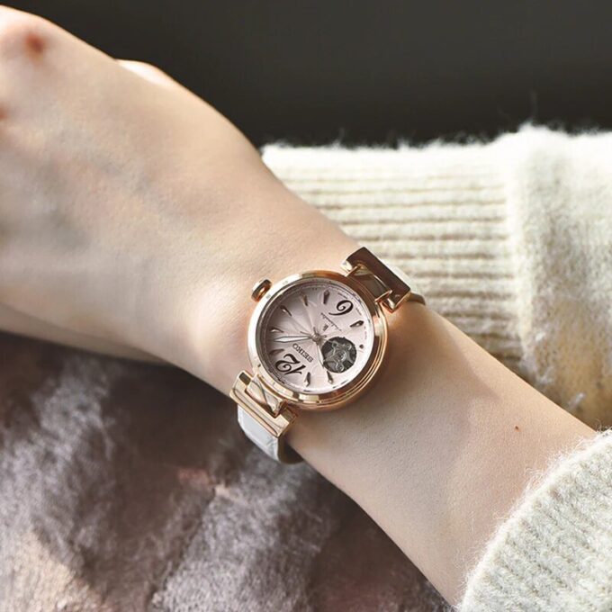 Reloj mecánico de la serie Lukia de Japón
