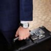 Serie de relojes mecánicos blancos
