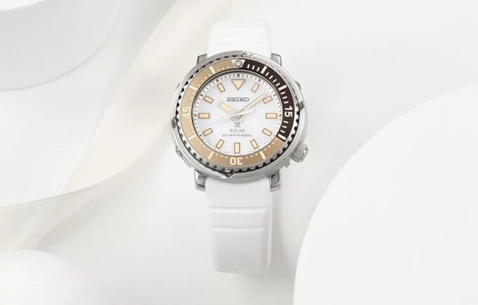 Serie Prospex Solar Quartzes Edición Limitada de Navidad Blanco