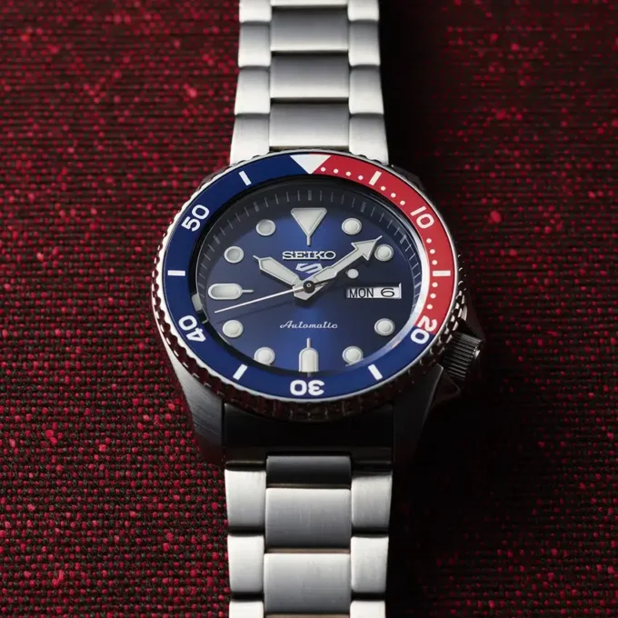 SRPD53 Serie 5 Sports SKX SRPD53 Serie 5 Sports SKX